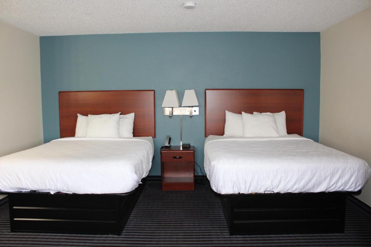 Reston Inn & Suites Spencer Εξωτερικό φωτογραφία