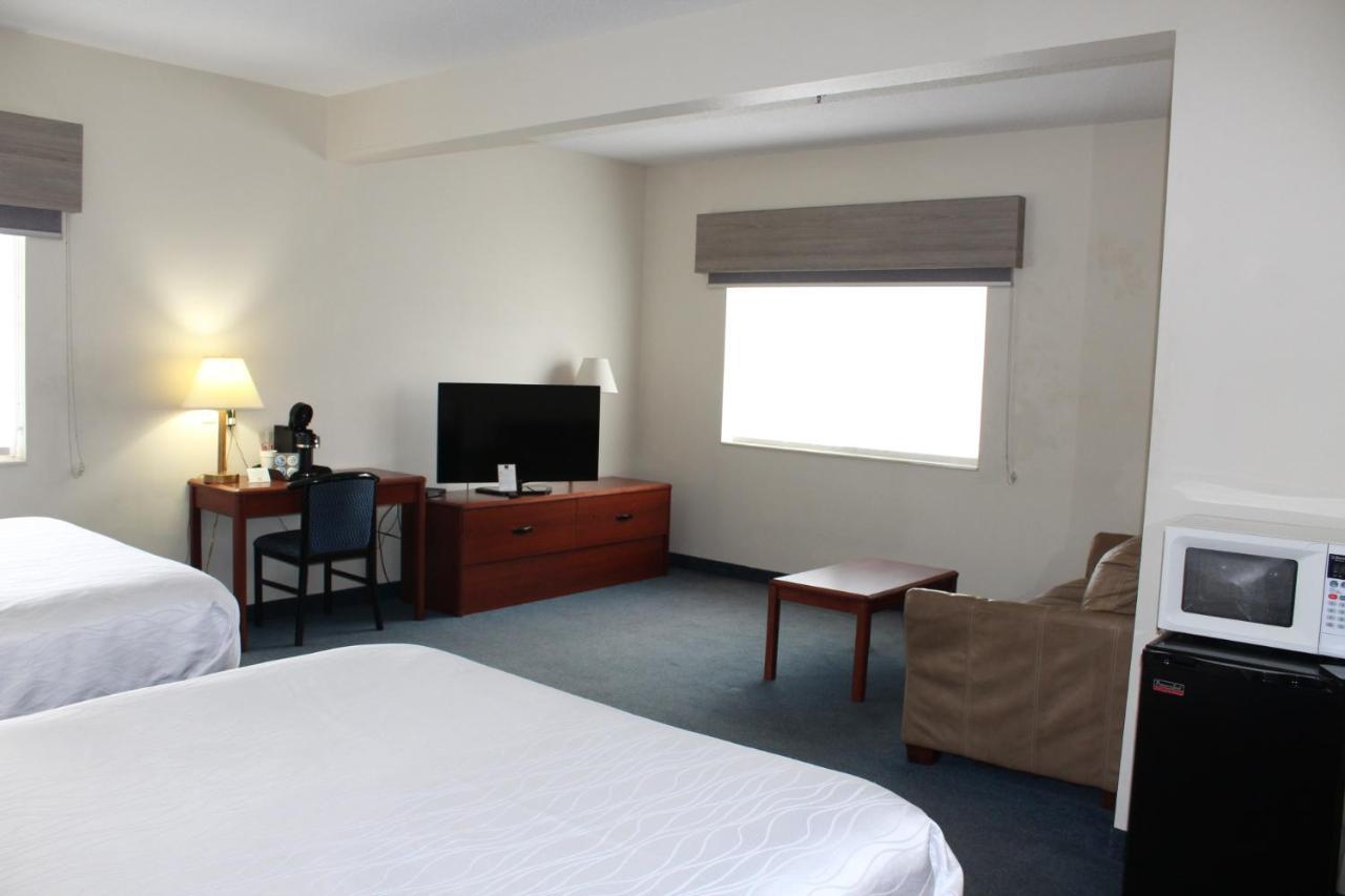 Reston Inn & Suites Spencer Εξωτερικό φωτογραφία