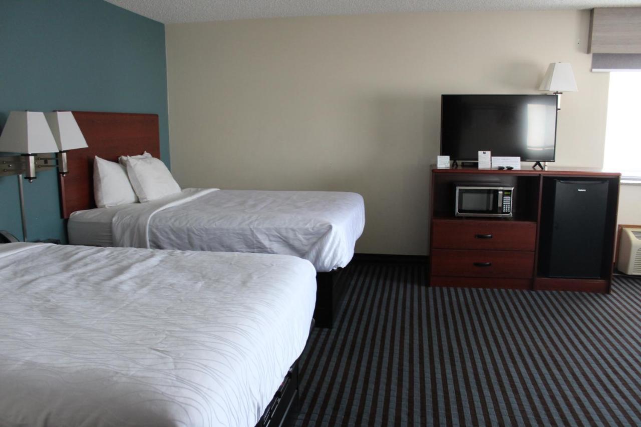 Reston Inn & Suites Spencer Εξωτερικό φωτογραφία