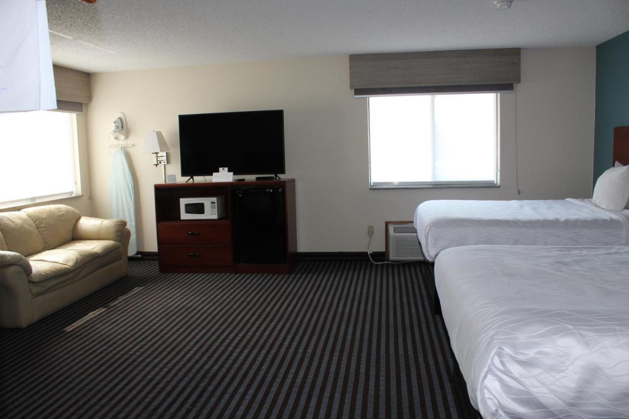 Reston Inn & Suites Spencer Εξωτερικό φωτογραφία