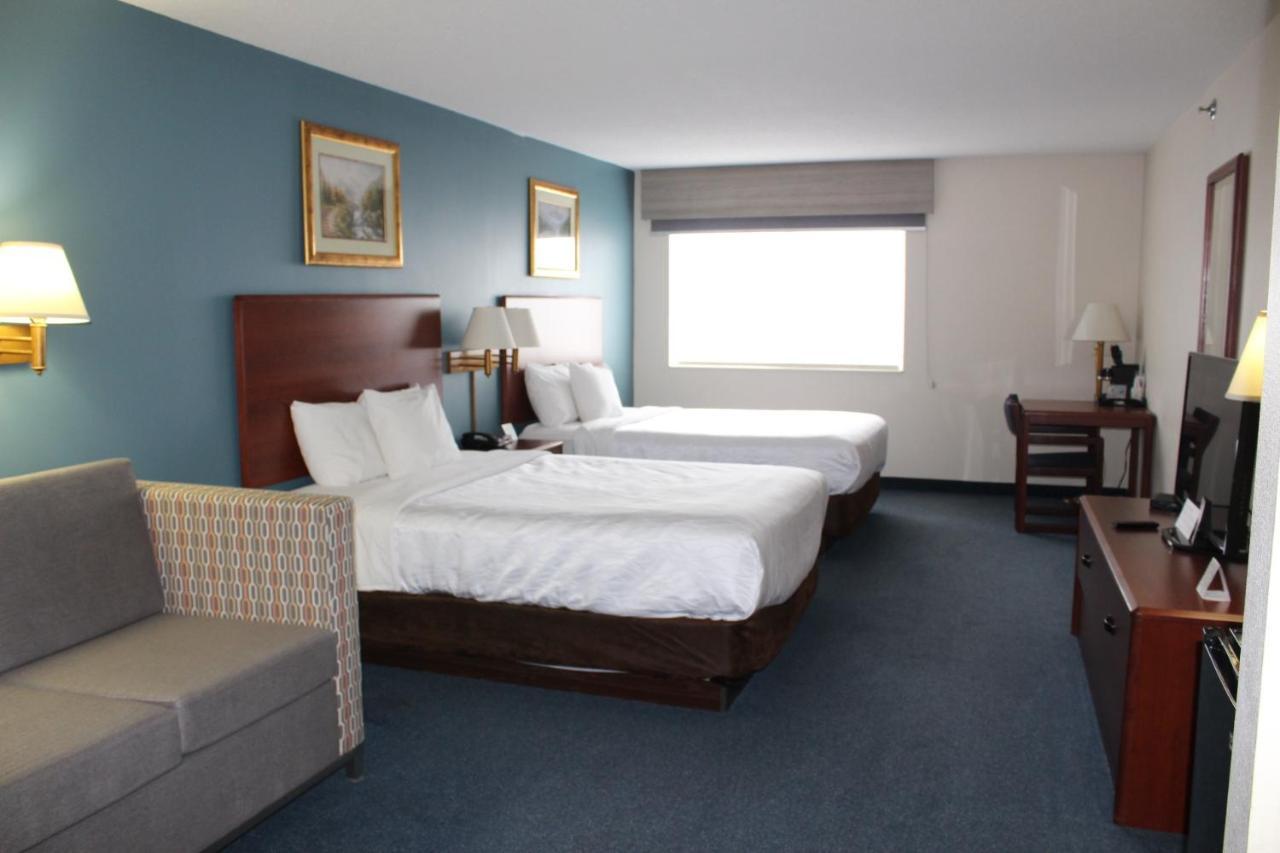 Reston Inn & Suites Spencer Εξωτερικό φωτογραφία
