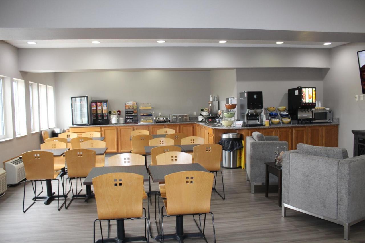 Reston Inn & Suites Spencer Εξωτερικό φωτογραφία