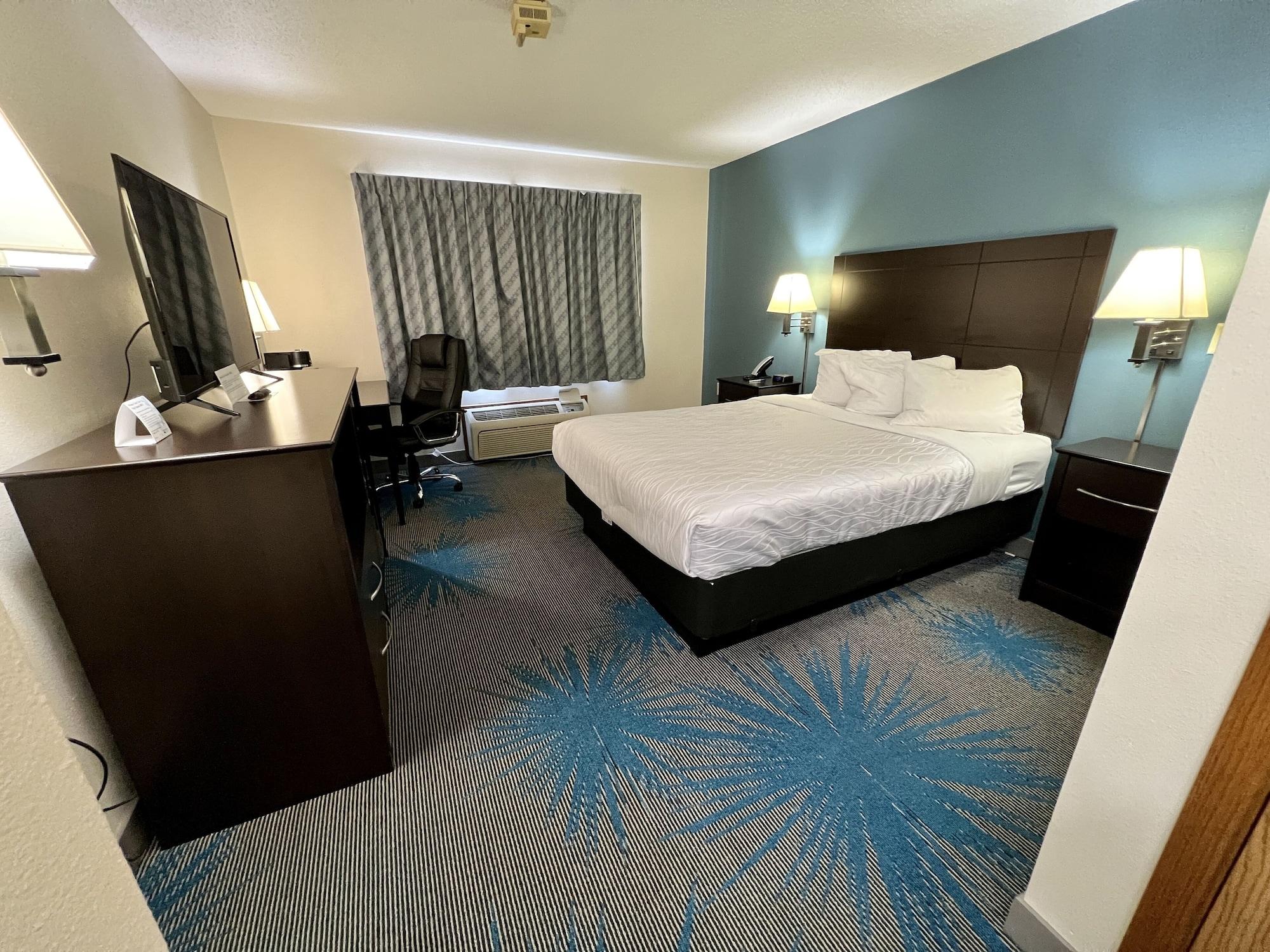Reston Inn & Suites Spencer Εξωτερικό φωτογραφία